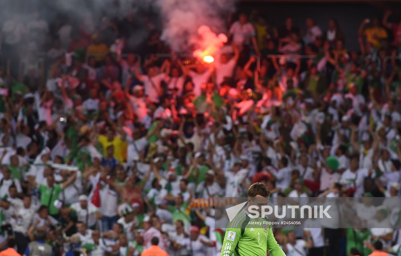 Football. 2014 FIFA World Cup. Algeria vs. Russia