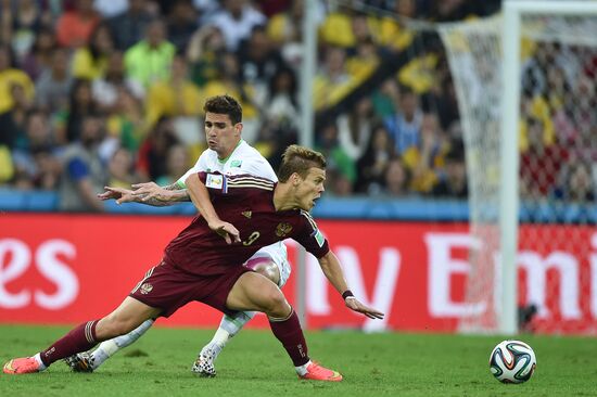 Football. 2014 FIFA World Cup. Algeria vs. Russia