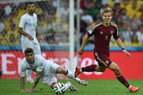 Football. 2014 FIFA World Cup. Algeria vs. Russia