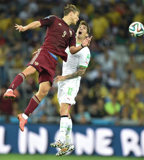 Football. 2014 FIFA World Cup. Algeria vs. Russia
