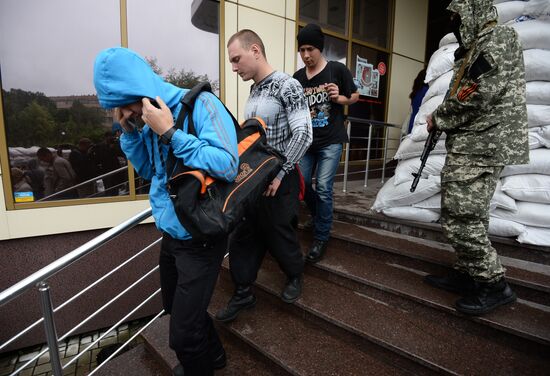 Release of soldiers of Ukrainian army's military unit No. 3004 captured in Donetsk