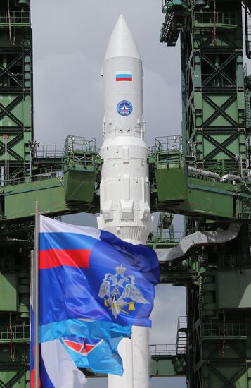 Launch of Angara rocket delayed for one day after automatic cancellation