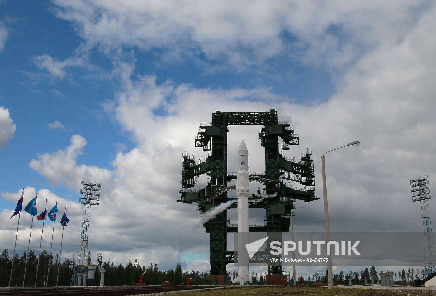 Launch of Angara rocket delayed for one day after automatic launch abort