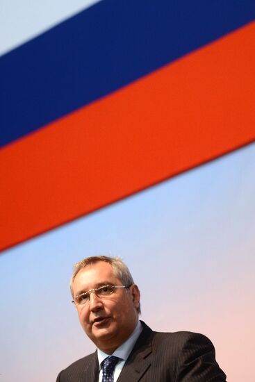 Dmitry Rogozin takes part in first Russian-Chinese Expo in Harbin