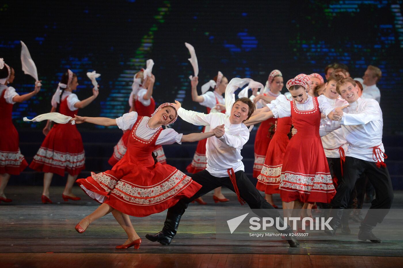 Dmitry Rogozin takes part in first Russian-Chinese Expo in Harbin