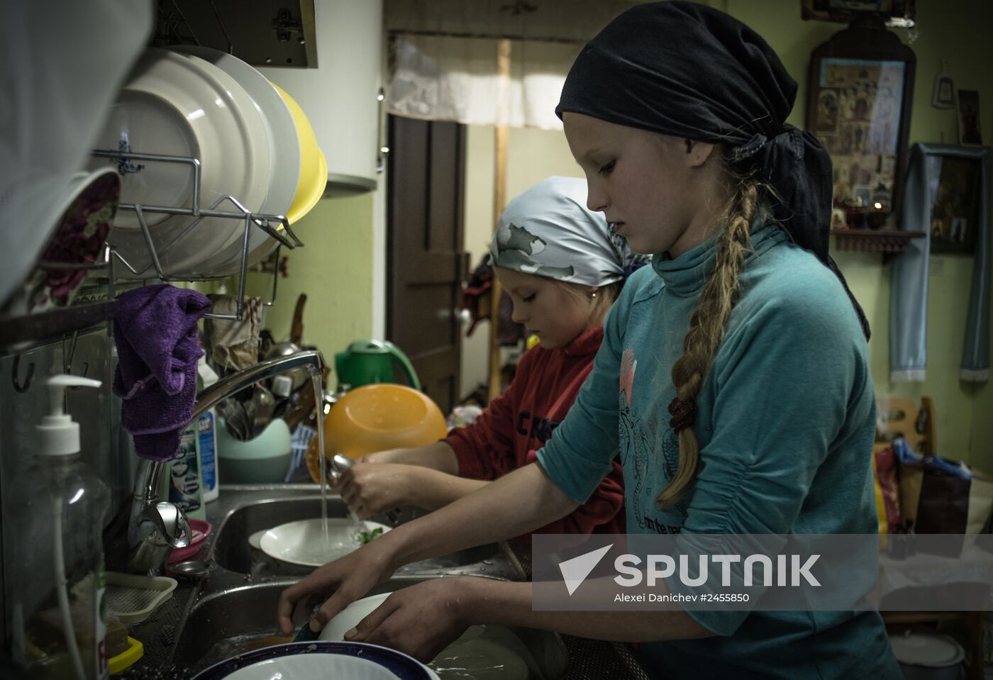 Ukrainian refugees in the Leningrad Region