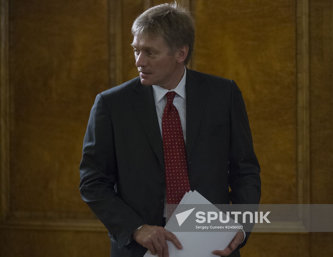 Vladimir Putin meets with Russian ambassadors