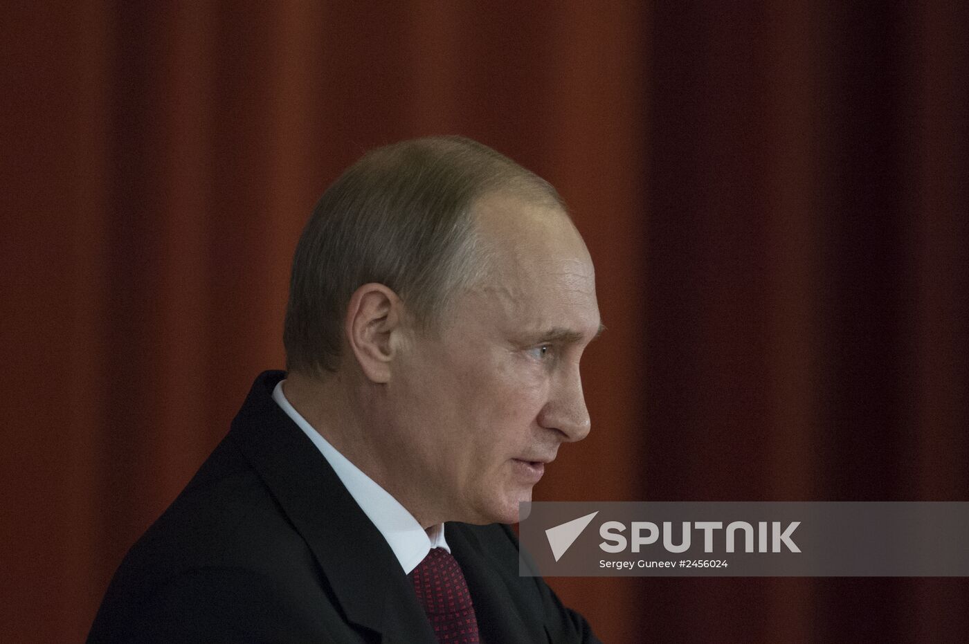 Vladimir Putin meets with Russian ambassadors