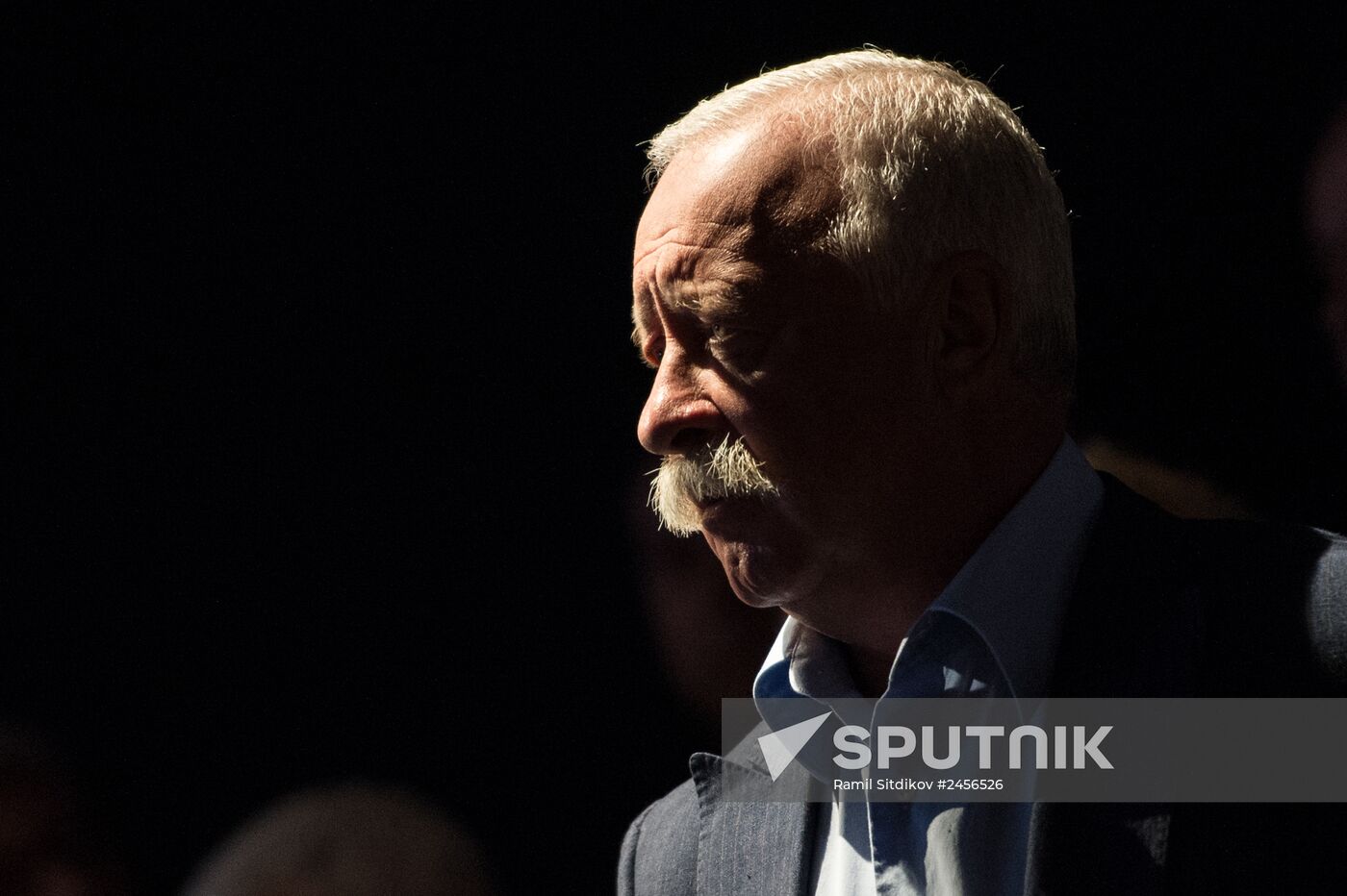 Paying last respects to TV cameraman Anatoly Klyan