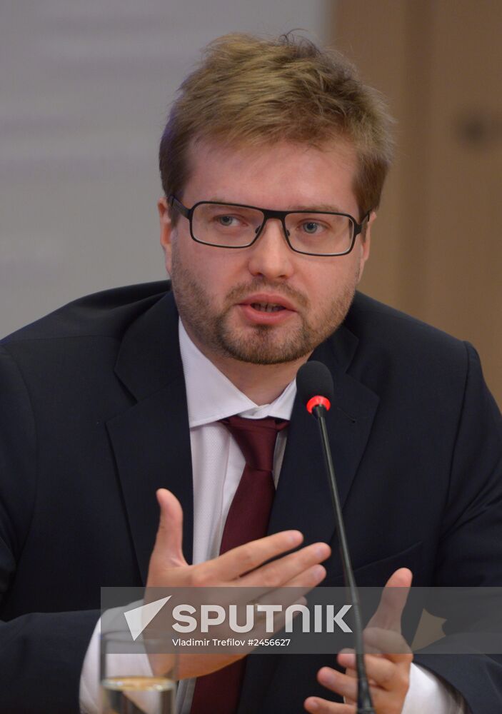 Presentation of Zinovyev Club in Moscow