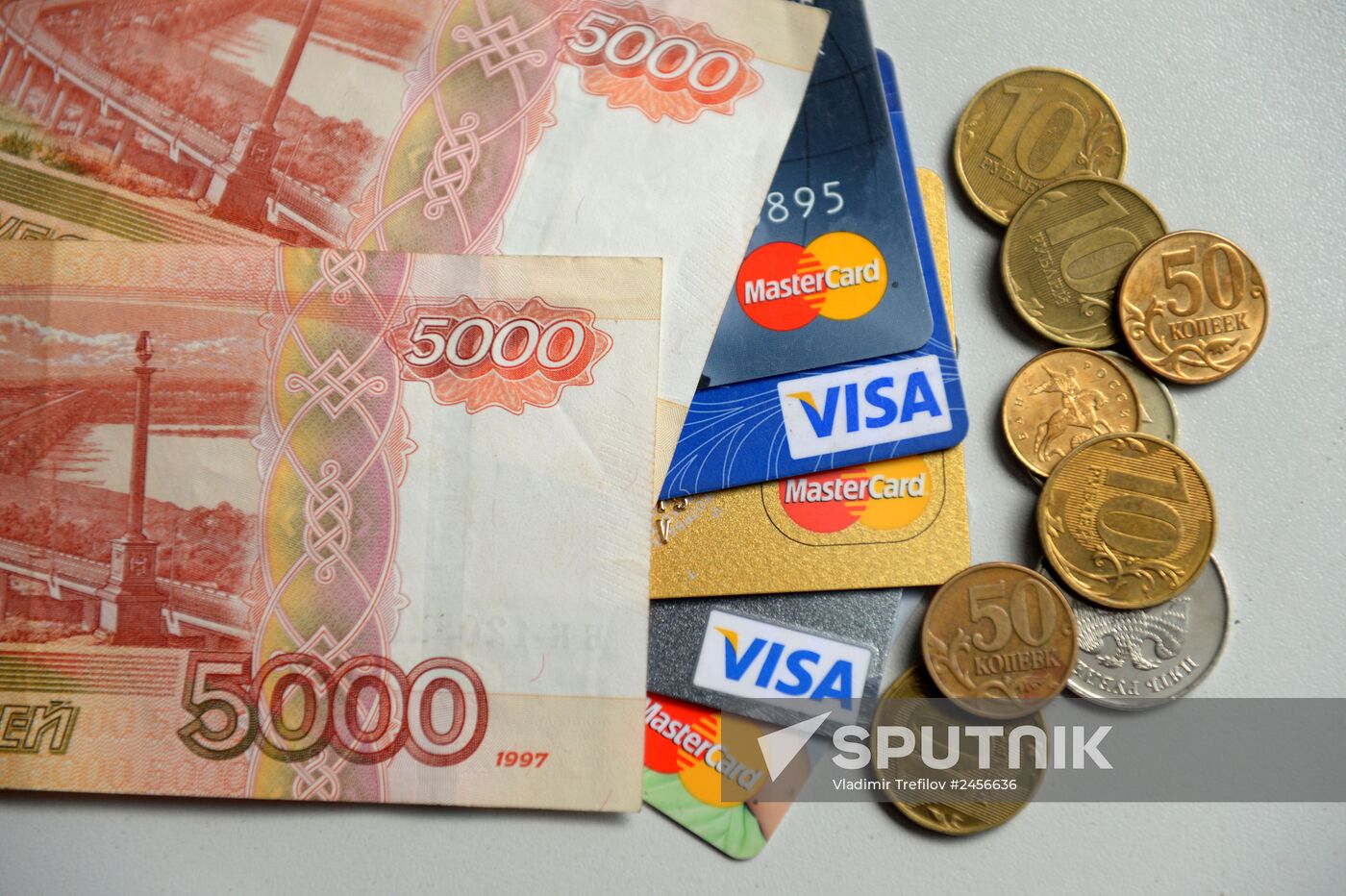 Bank cards of international payment systems VISA and MasterCard