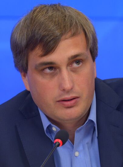 Presentation of Zinovyev Club in Moscow