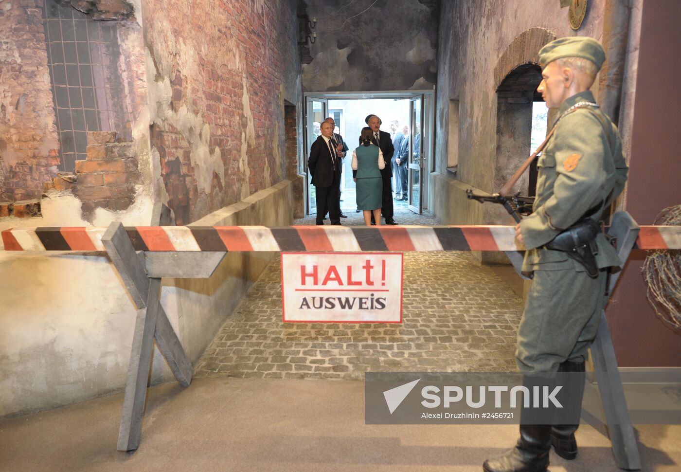 Vladimir Putin visits Belarus