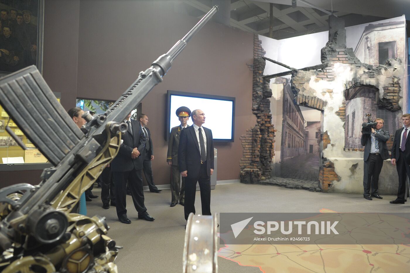 Vladimir Putin visits Belarus