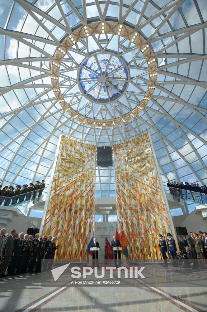 Vladimir Putin visits Belarus