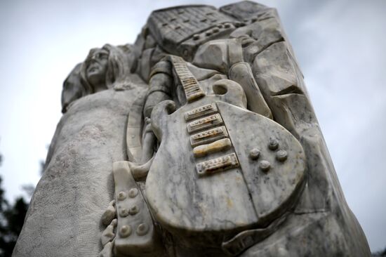 Sculptor Vladimir Voichishin of Altai Region