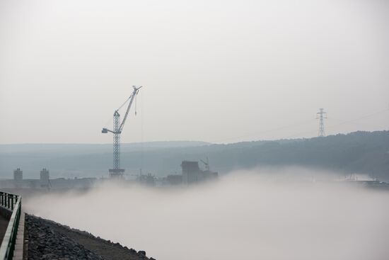 Construction of Nizhne-Bureyskaya hydroelectric power plant