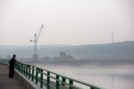 Construction of Nizhne-Bureyskaya hydroelectric power plant