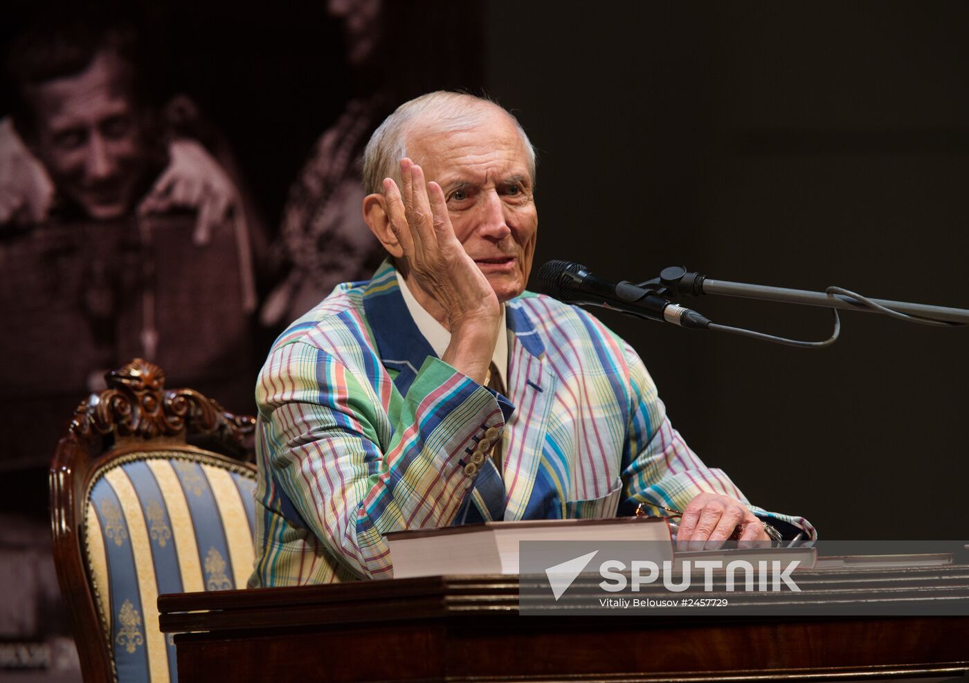 Evening with poet Yevgeny Yevtushenko "I Came to the 21st Century"