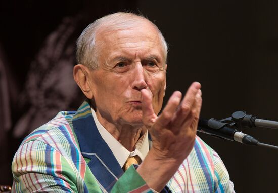 Evening with poet Yevgeny Yevtushenko "I Came to the 21st Century"