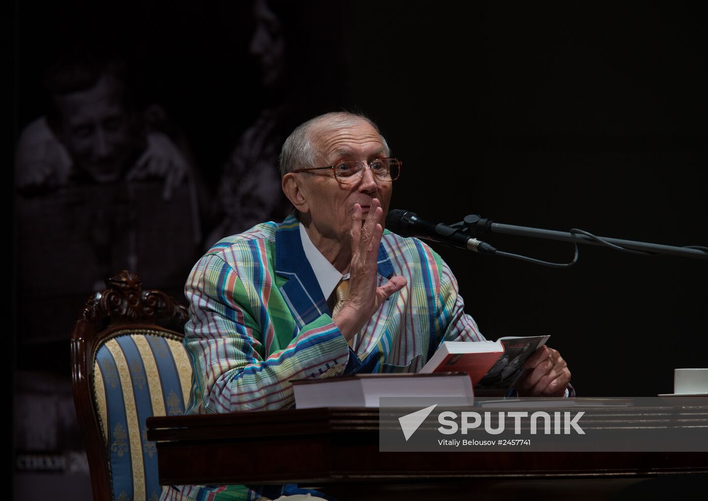 Evening with poet Yevgeny Yevtushenko "I Came to the 21st Century"