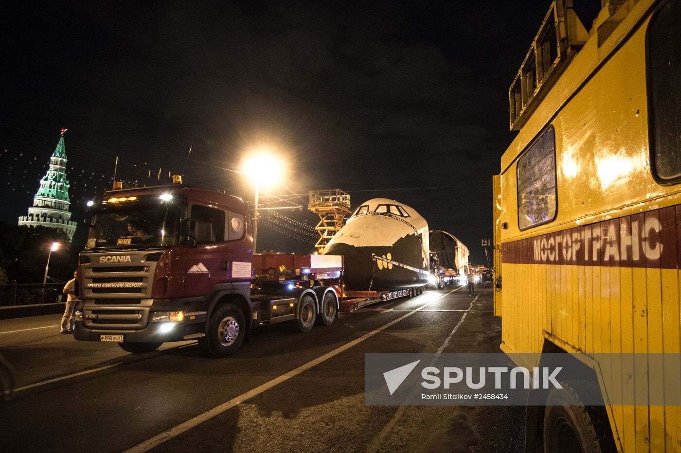 Buran spacecraft model transported to VDNKh
