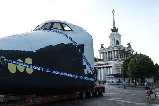 Buran spacecraft model transported to VDNKh