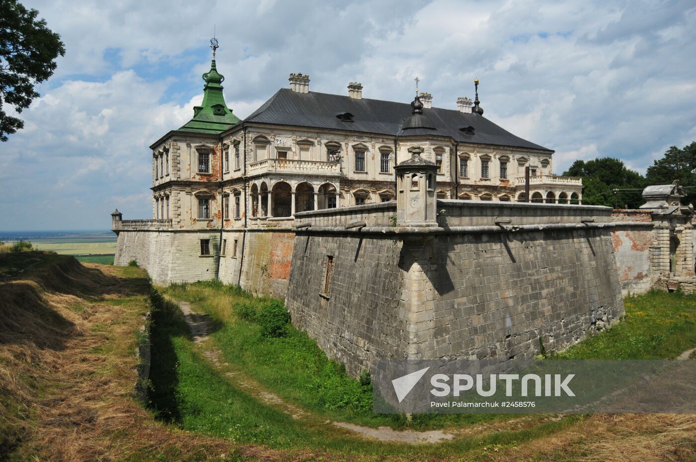Pidhirtsi Castle in Lviv Region