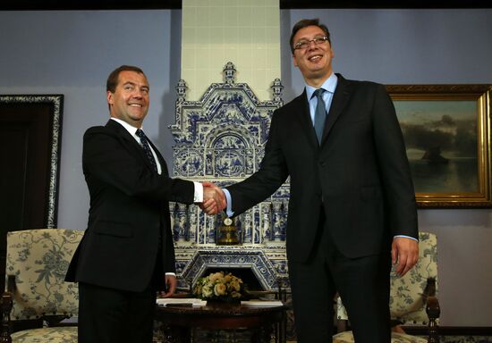 Dmitry Medvedev holds meeting with Serbian Prime Minister Aleksandar Vučić