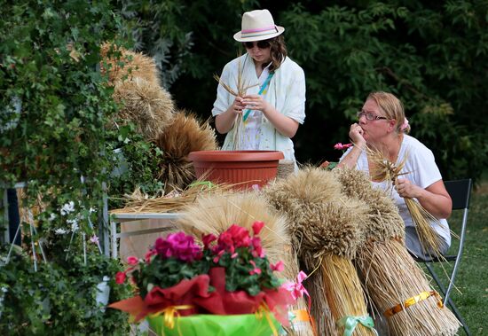 Moscow Flower Show in Gorky Park