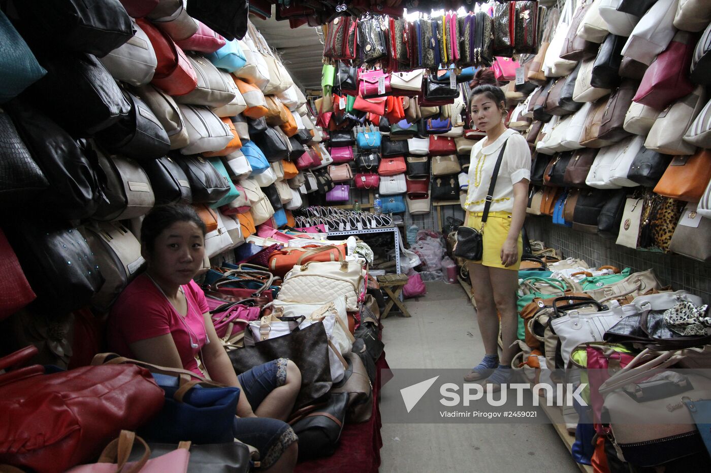 The Junhai Chinese market in Bishkek