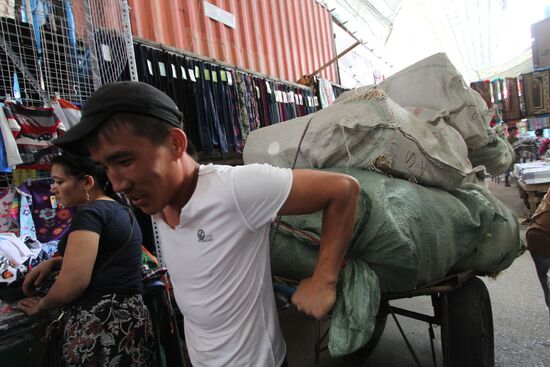The Junhai Chinese market in Bishkek
