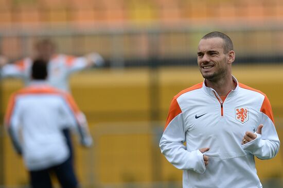 Football. FIFA World Cup. Dutch team training session