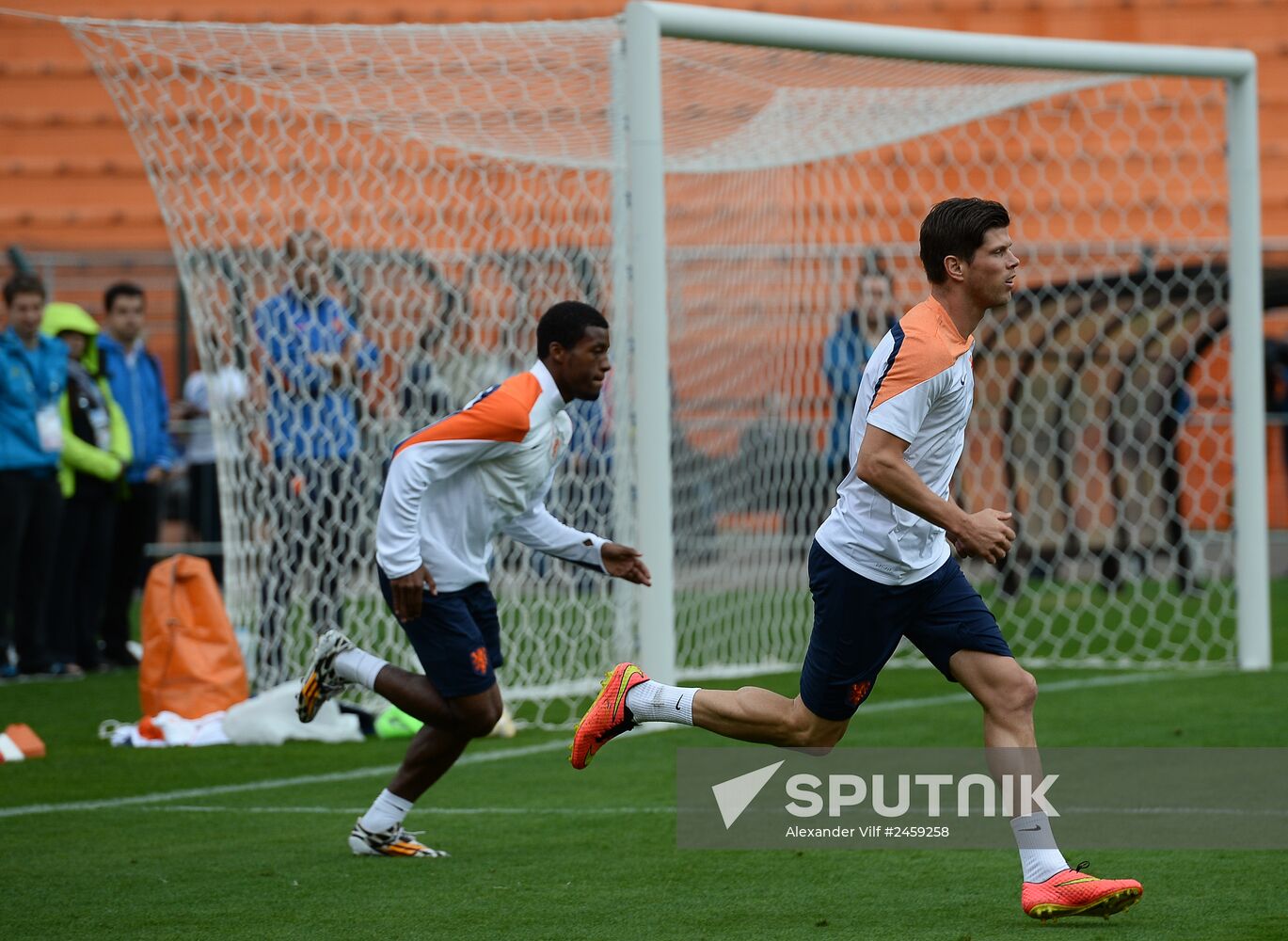 Football. FIFA World Cup. Dutch team training session