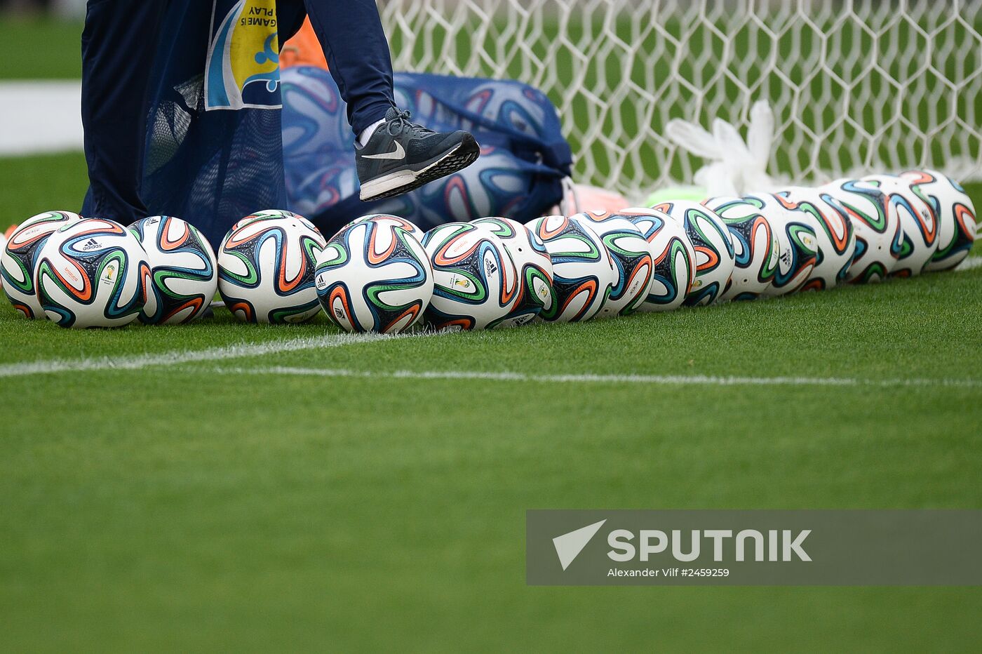 Football. FIFA World Cup. Dutch team training session