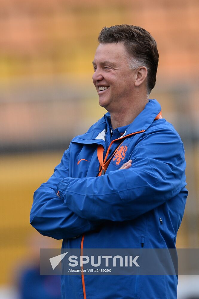 Football. FIFA World Cup. Dutch team training session