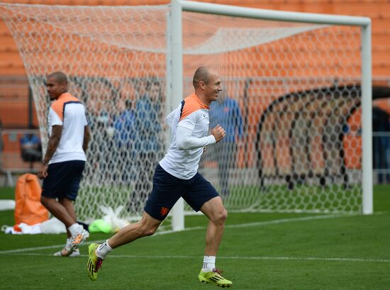 Football. FIFA World Cup. Dutch team training session