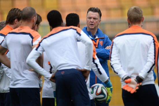 Football. FIFA World Cup. Dutch team training session