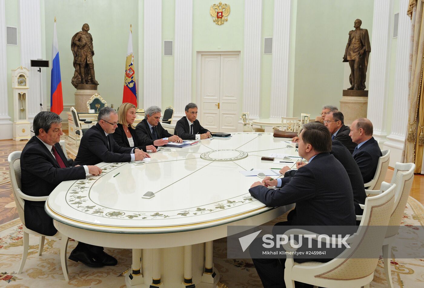 Vladimir Putin meets with Federica Mogherini