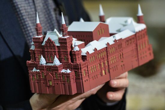 Media preview of Moscow model