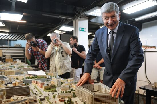 Media preview of Moscow model
