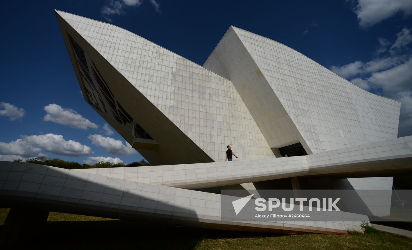 Cities of the world. Brasilia