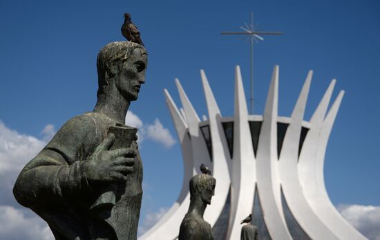Cities of the world. Brasilia