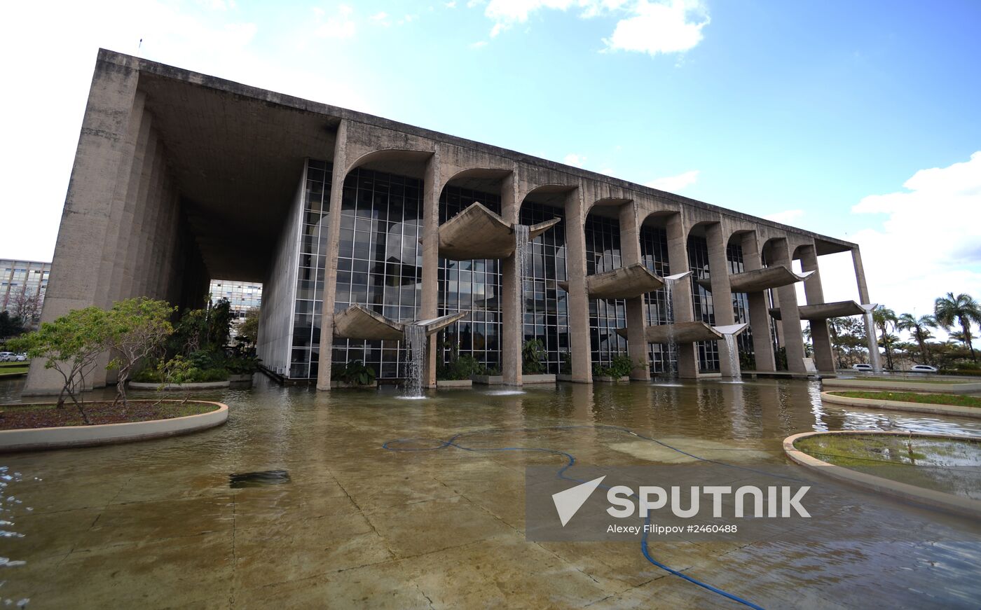 Cities of the world. Brasilia