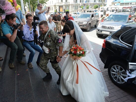 First marriage registered in Novorossiya (New Russia)