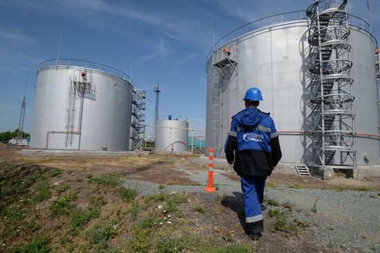 Quality control of Gazprom-Neft's oil products