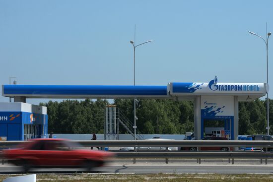 Quality control of Gazprom-Neft's oil products