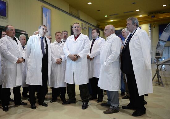 Dmitry Rogozin visits Khrunichev Center