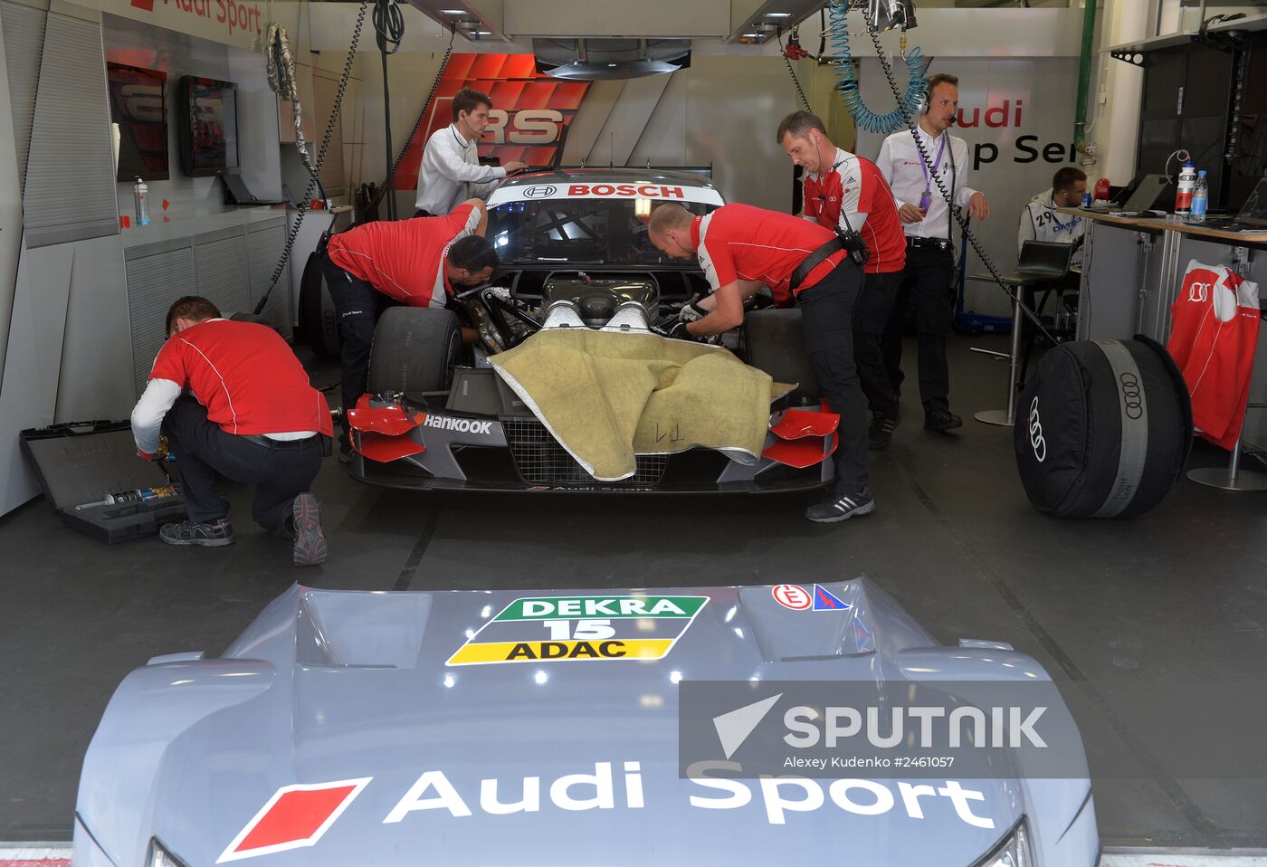 Motorsport. DTM. Stage 5. Day 2