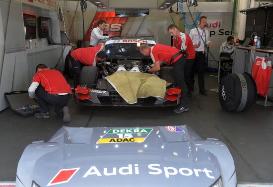 Motorsport. DTM. Stage 5. Day 2